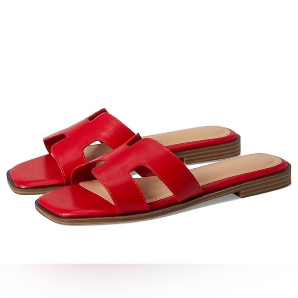 HAILEY PARIS RED MADDEN GIRL SLIP ONS